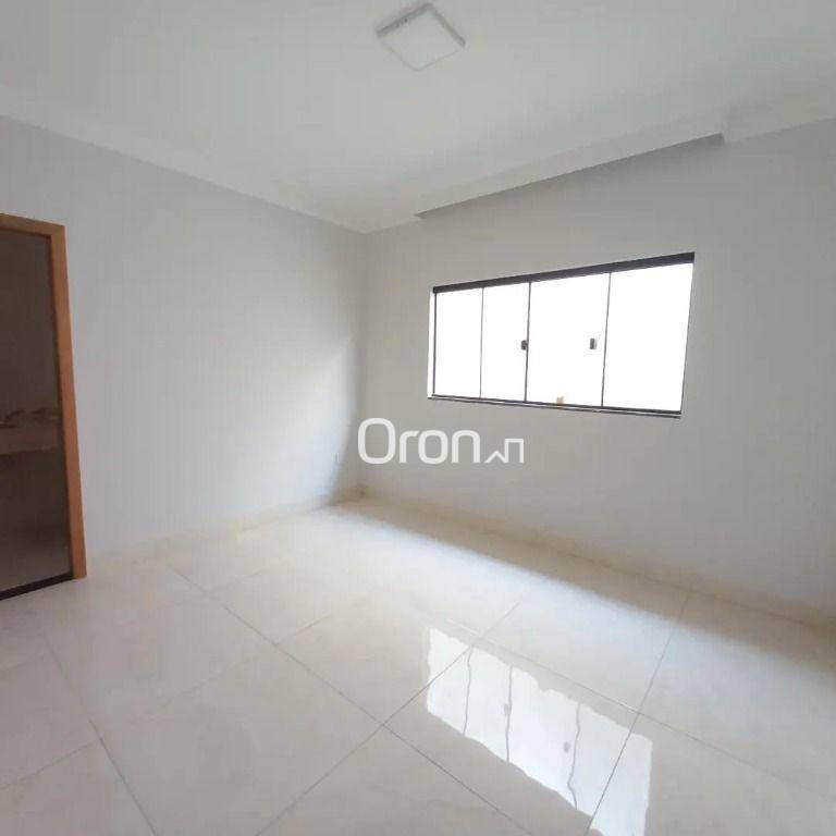 Casa à venda com 2 quartos, 95m² - Foto 1