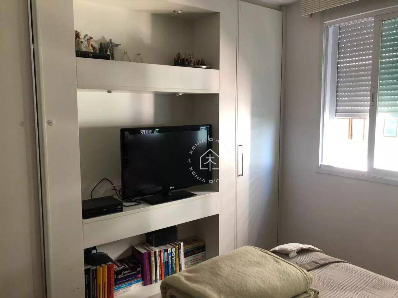 Apartamento à venda com 3 quartos, 248m² - Foto 7