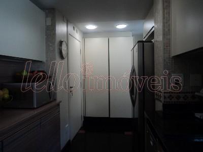 Apartamento à venda com 4 quartos, 265m² - Foto 17