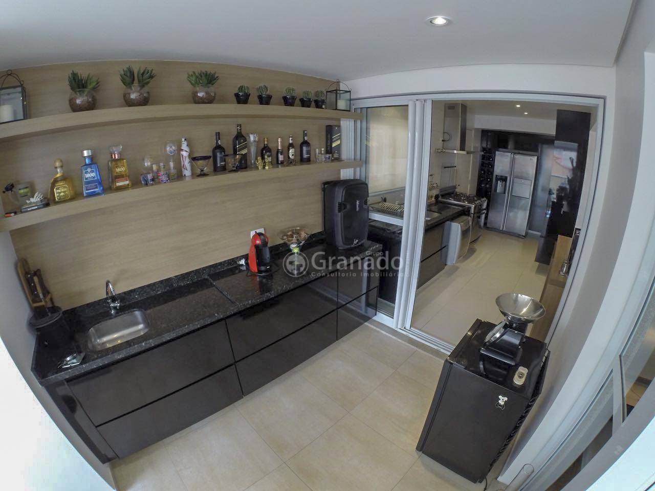 Apartamento à venda com 3 quartos, 140m² - Foto 7