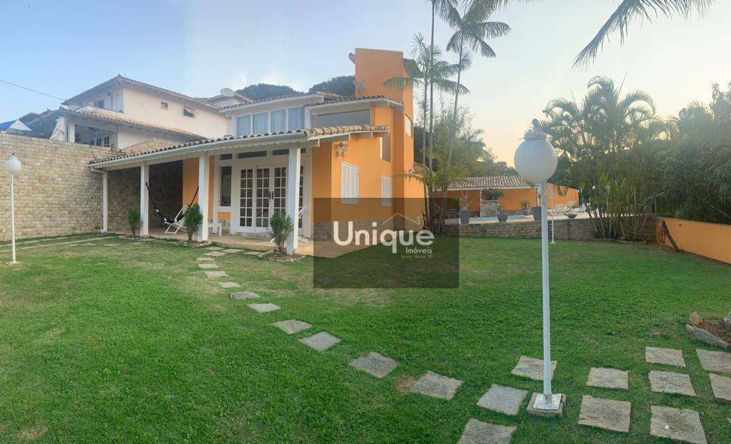 Casa de Condomínio à venda com 4 quartos, 140m² - Foto 1