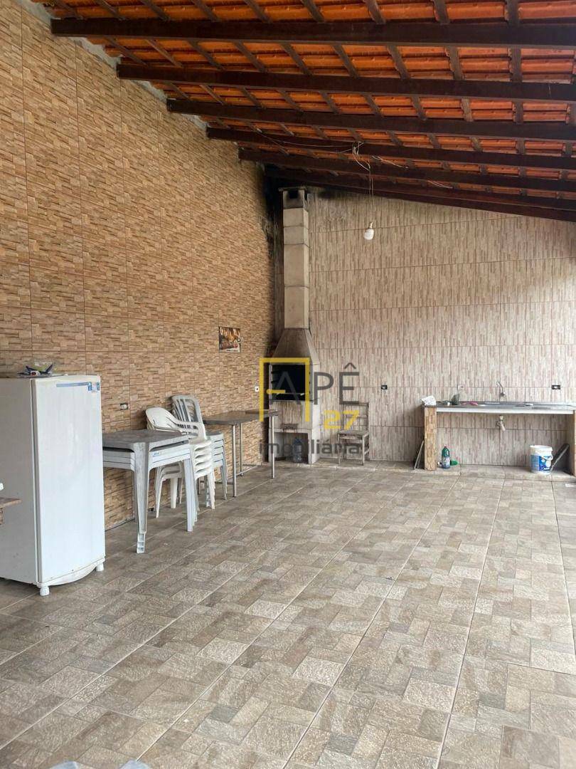 Casa à venda com 3 quartos, 200m² - Foto 6