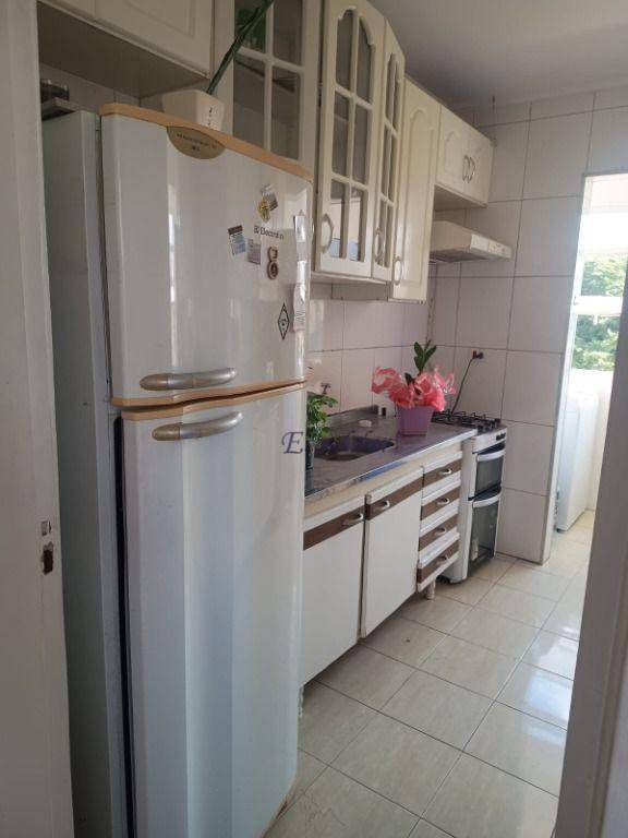 Apartamento à venda com 2 quartos, 56m² - Foto 12