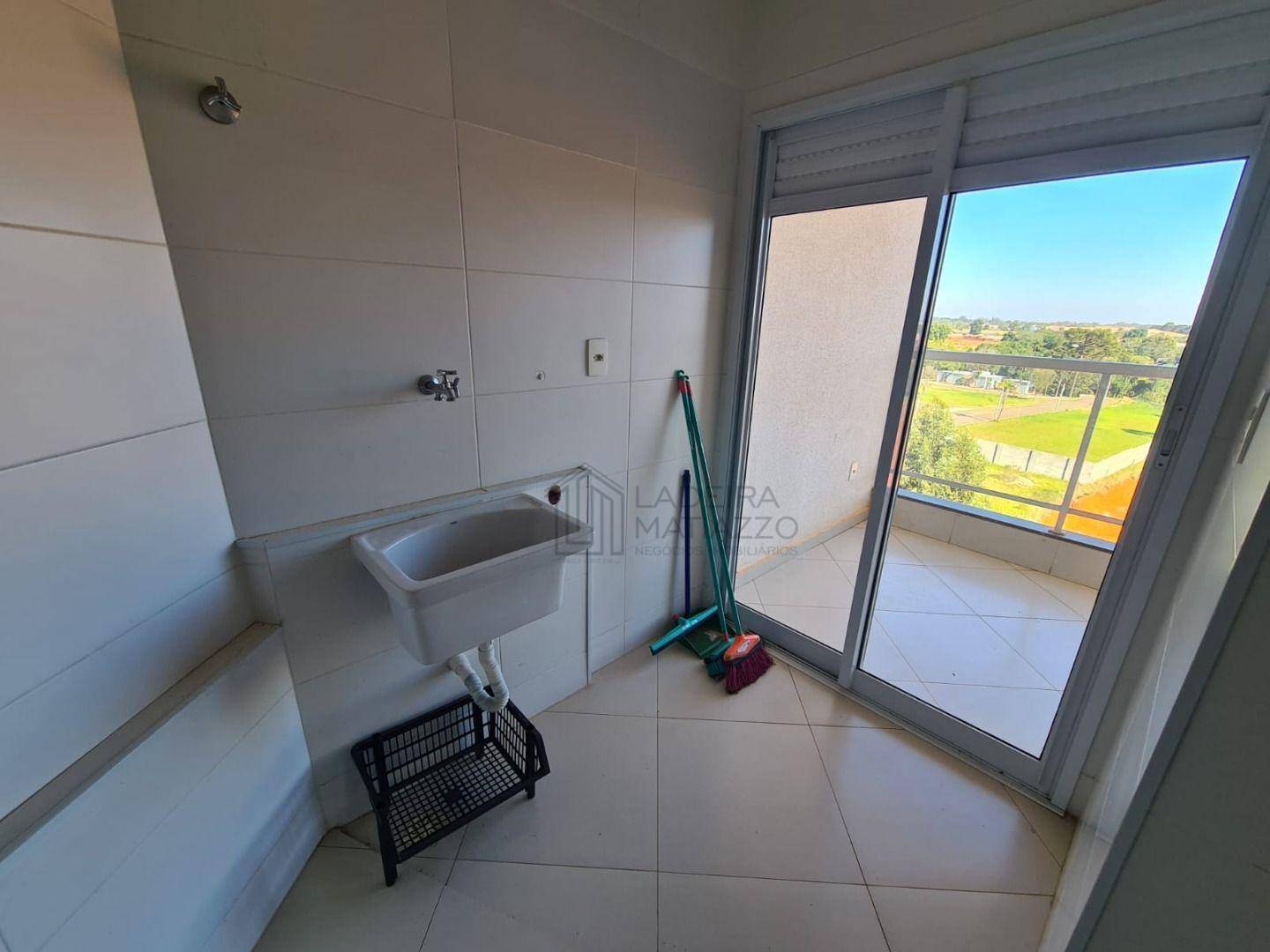 Apartamento para alugar com 2 quartos, 50m² - Foto 7