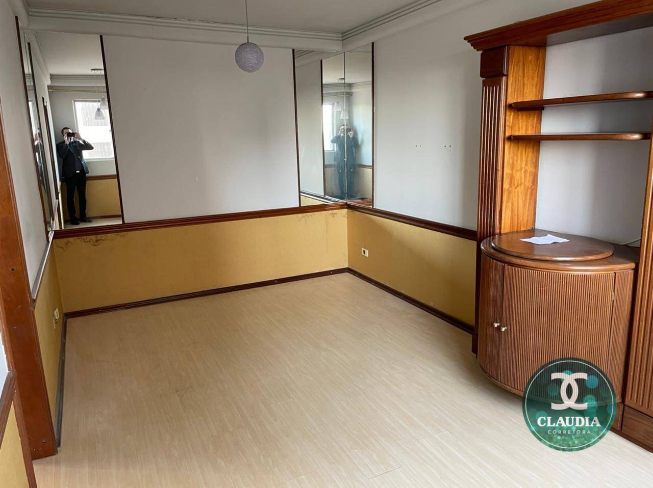 Apartamento à venda com 2 quartos, 104m² - Foto 4