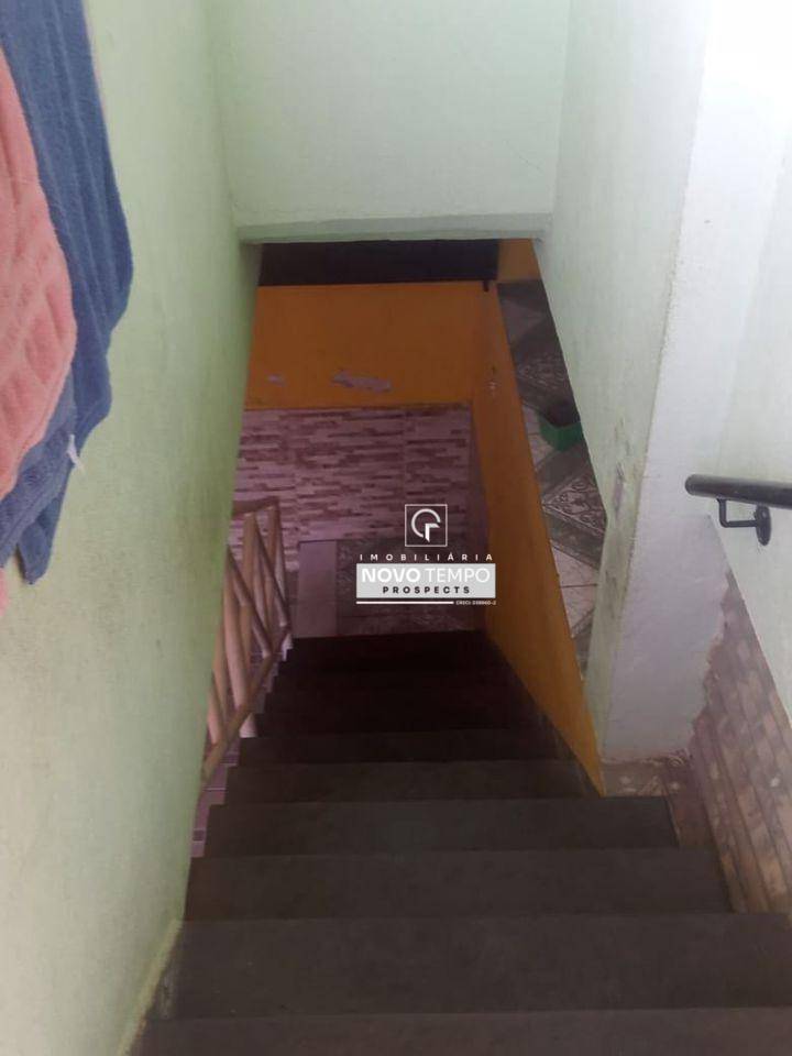 Casa, 6 quartos, 160 m² - Foto 3