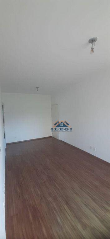 Apartamento à venda com 2 quartos, 60m² - Foto 10