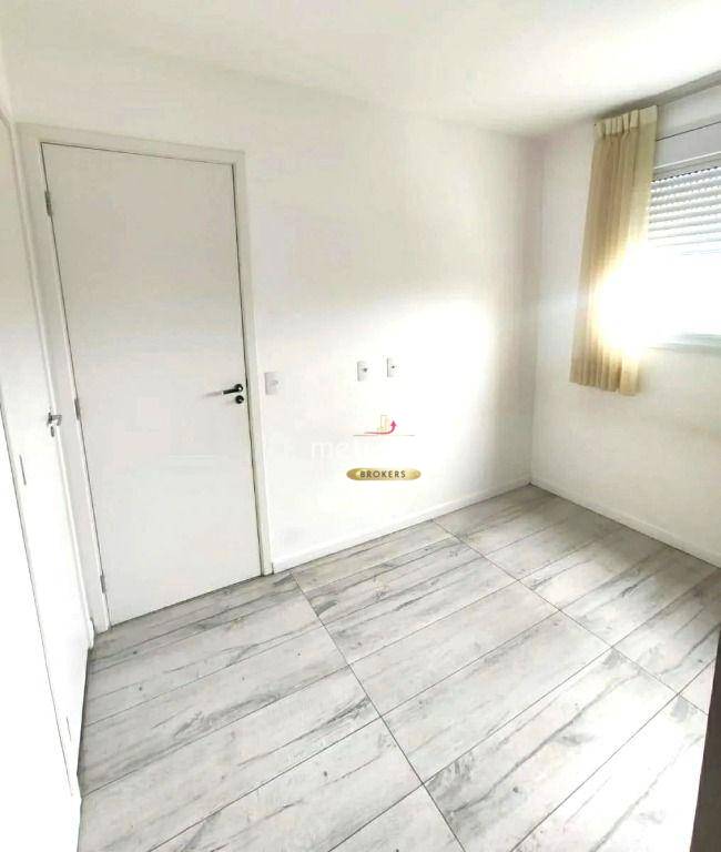 Apartamento à venda com 2 quartos, 38m² - Foto 13