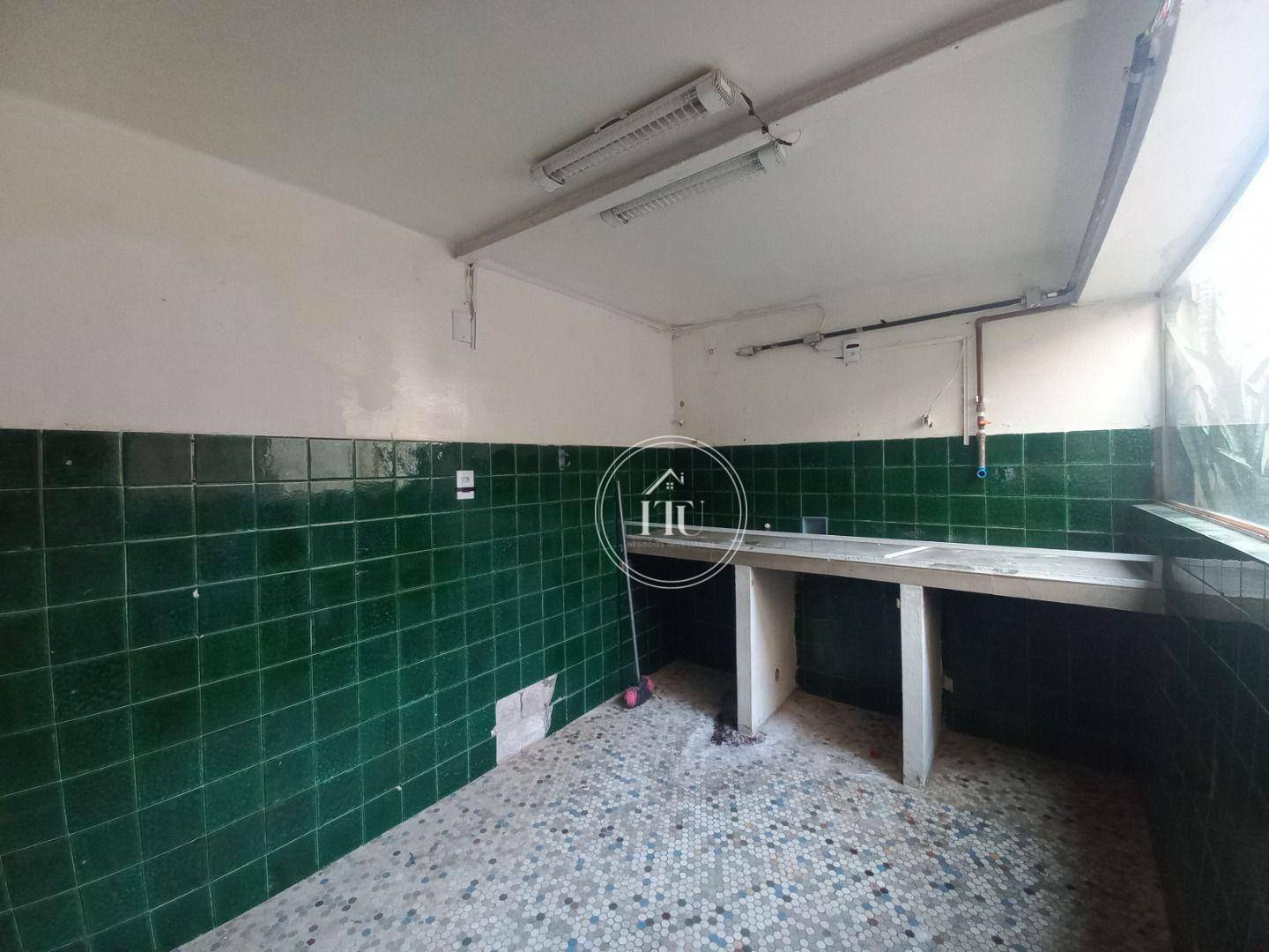 Casa para alugar com 2 quartos, 100m² - Foto 7