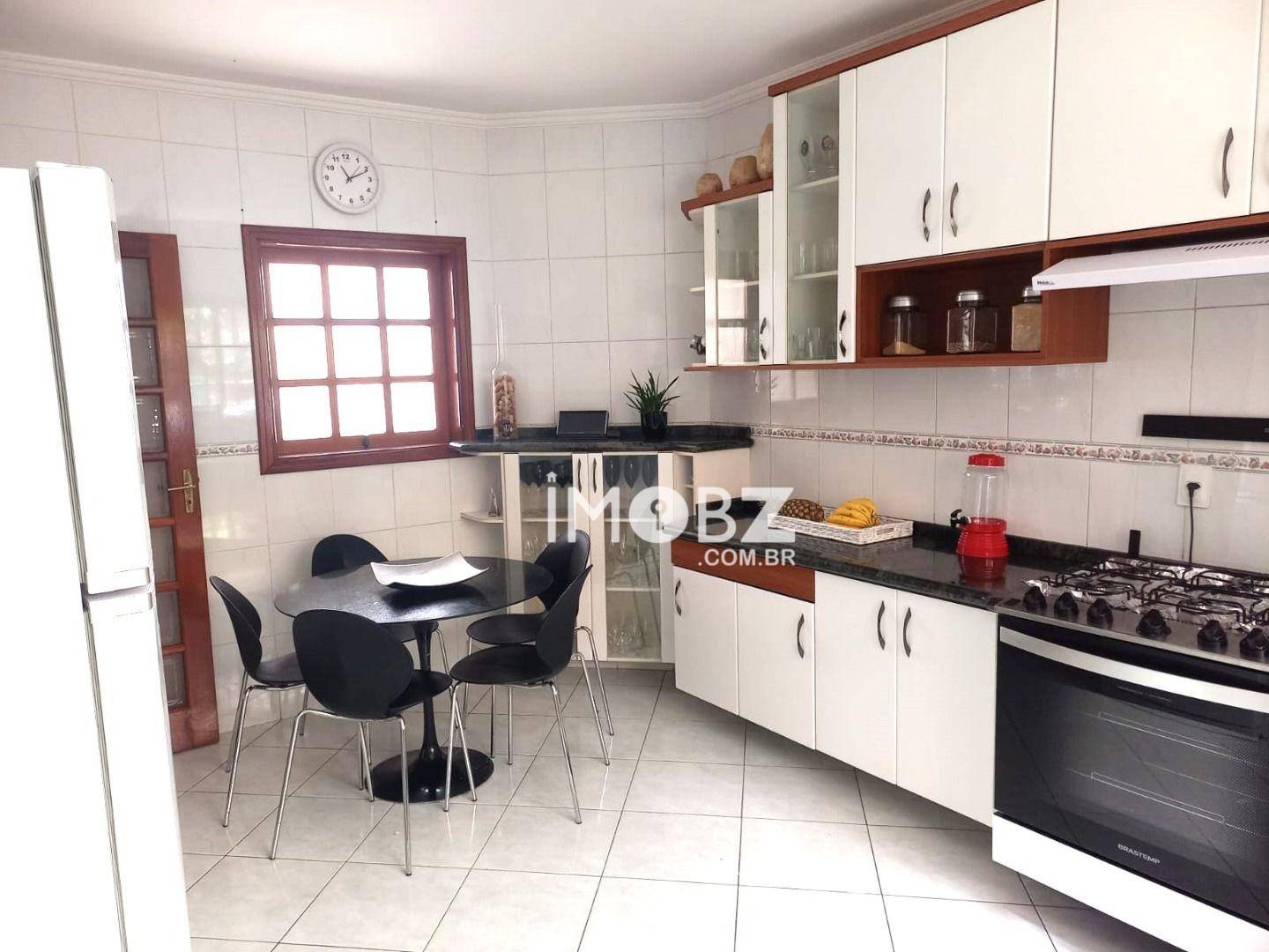 Casa à venda com 4 quartos, 450m² - Foto 15