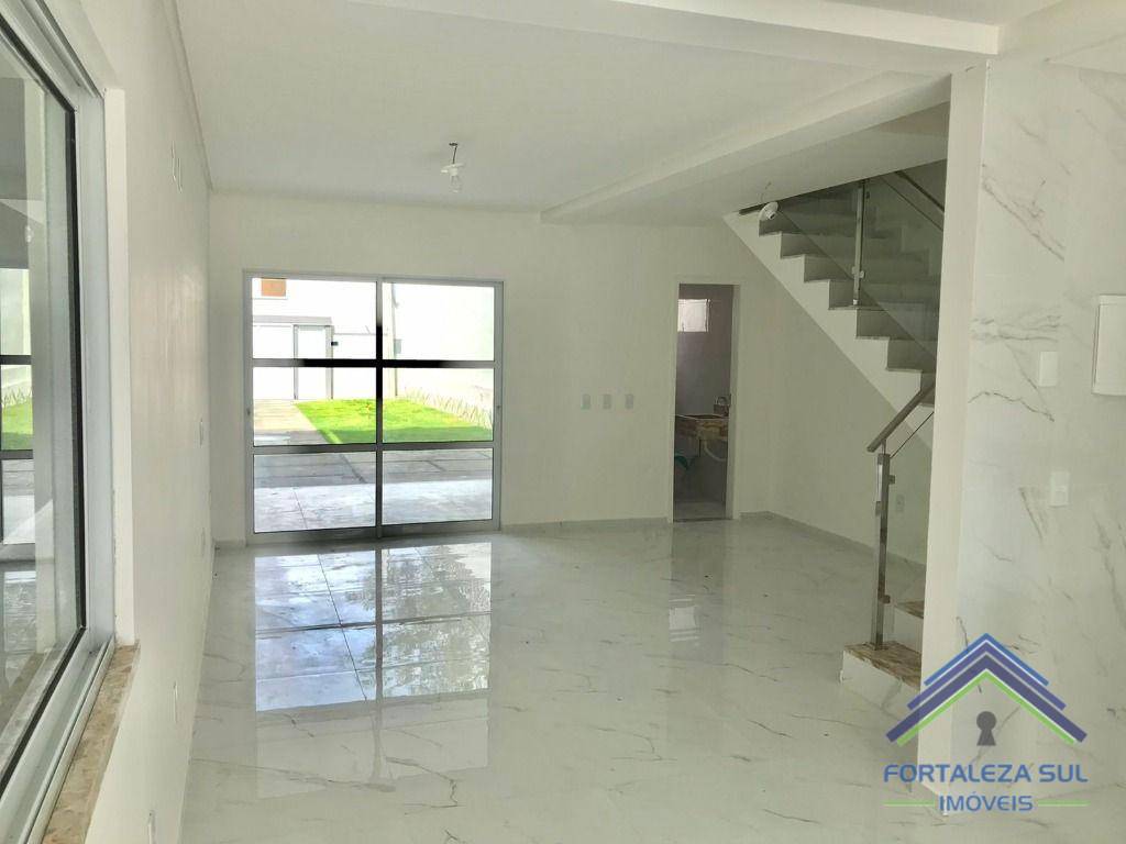 Casa à venda com 3 quartos, 142m² - Foto 4