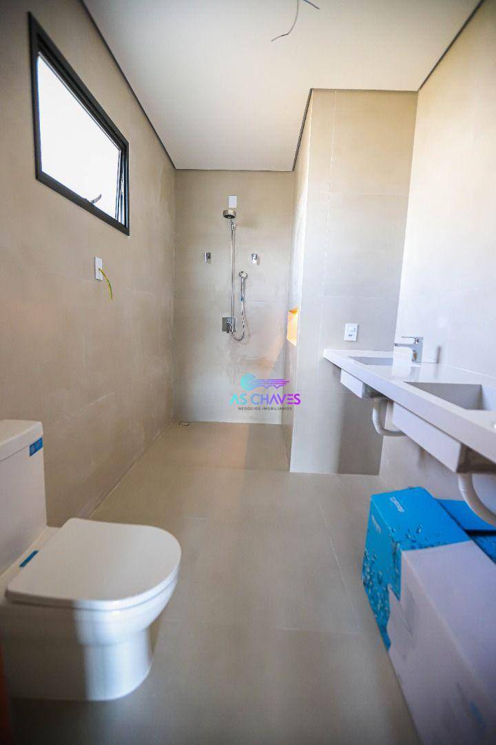Casa de Condomínio à venda com 4 quartos, 380m² - Foto 23