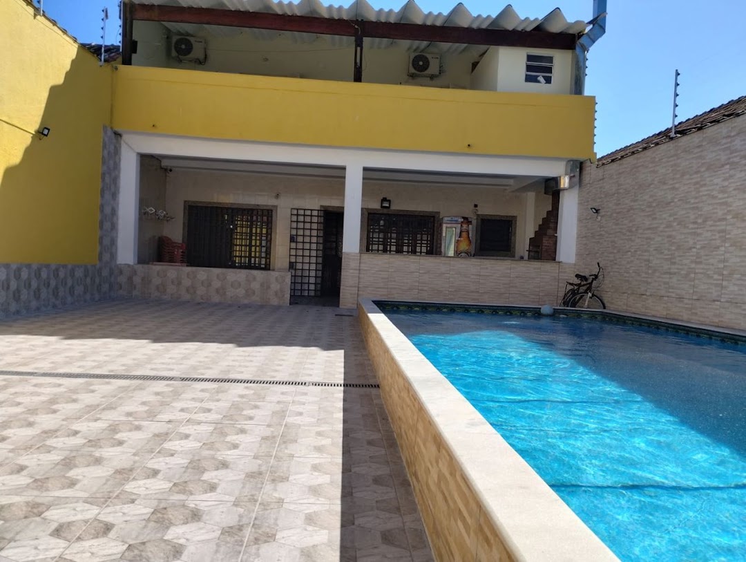 Casa à venda com 2 quartos, 120m² - Foto 1