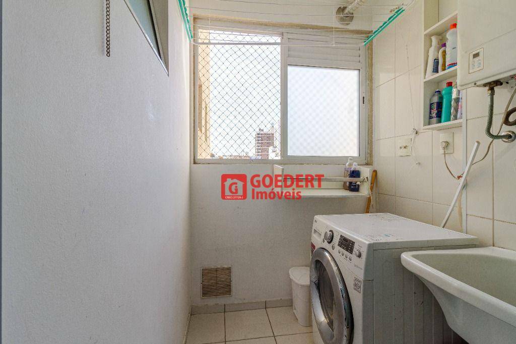 Apartamento à venda com 2 quartos, 83m² - Foto 4