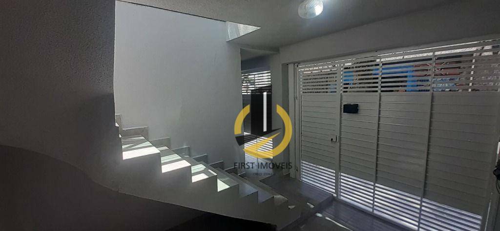 Sobrado à venda com 3 quartos, 250m² - Foto 5