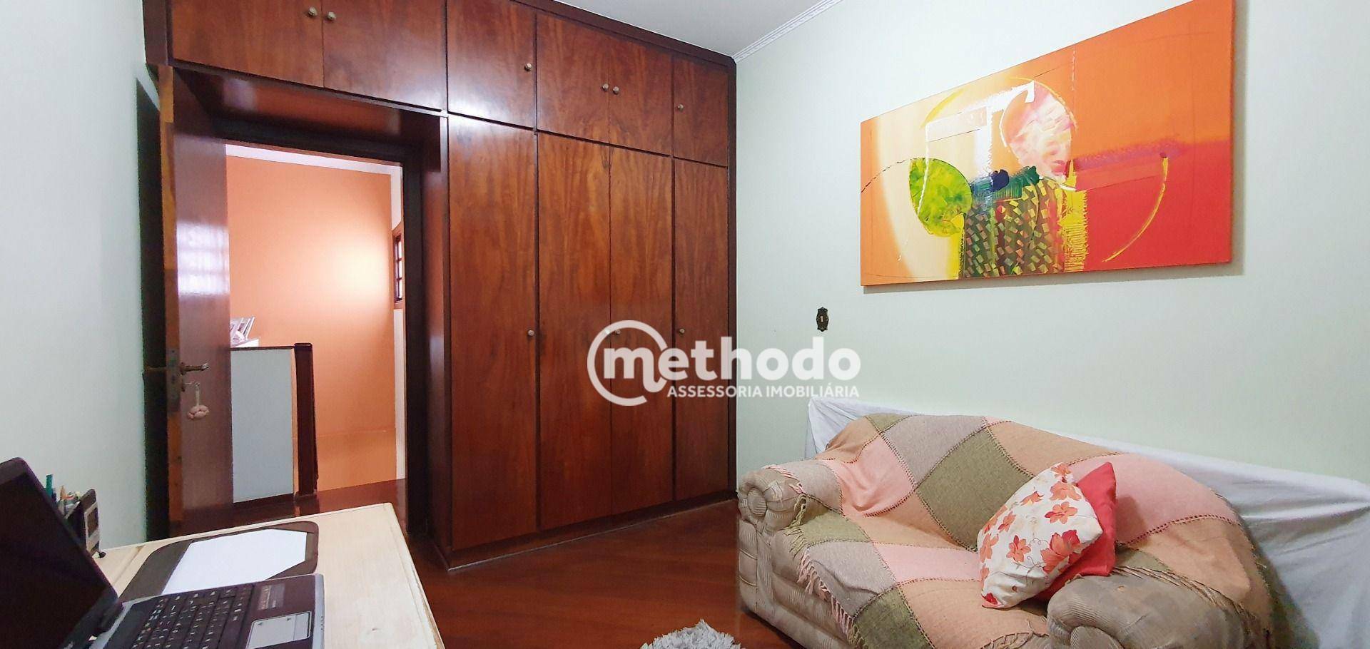 Casa à venda com 3 quartos, 251m² - Foto 7