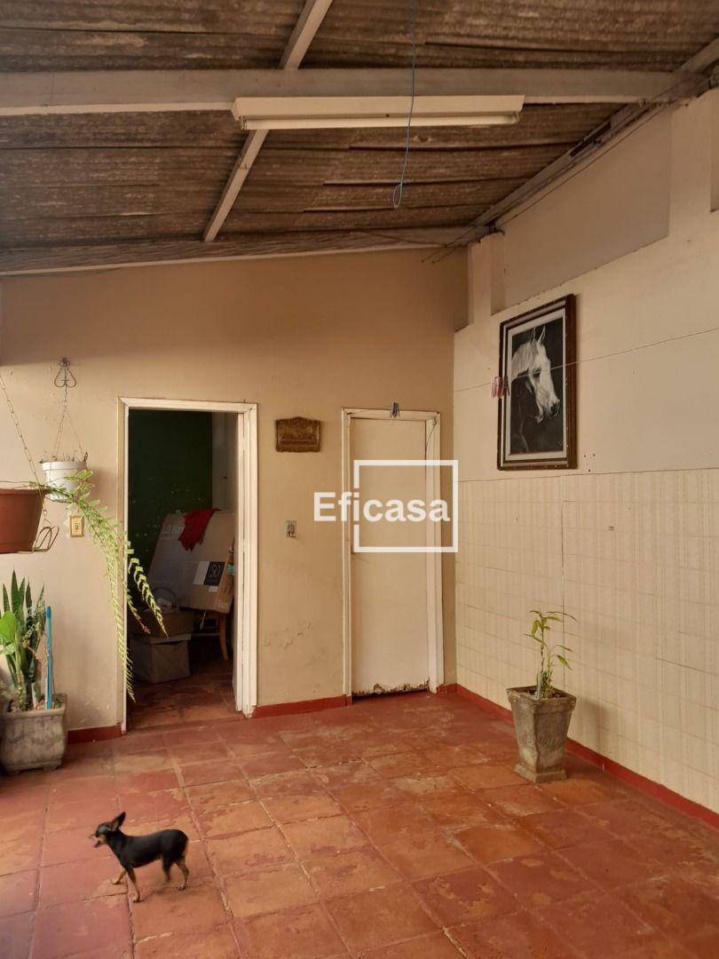 Casa à venda com 3 quartos, 120m² - Foto 17