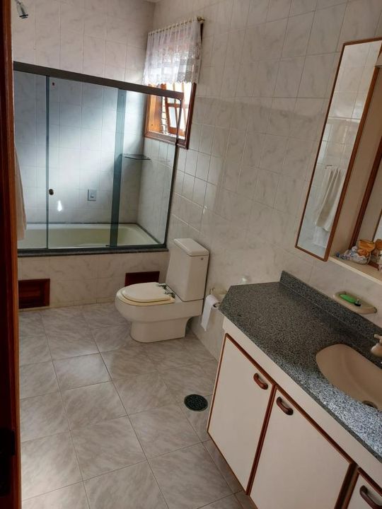 Casa de Condomínio à venda com 4 quartos, 360m² - Foto 31