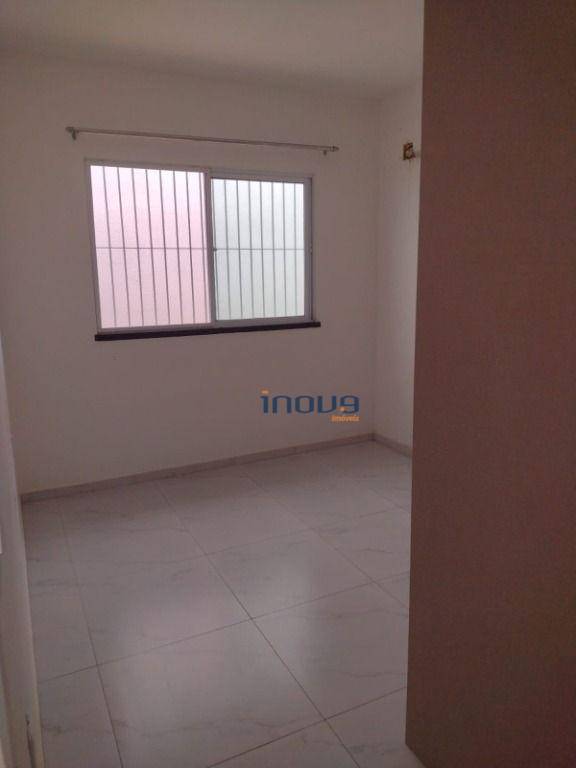 Casa à venda com 3 quartos, 100m² - Foto 3