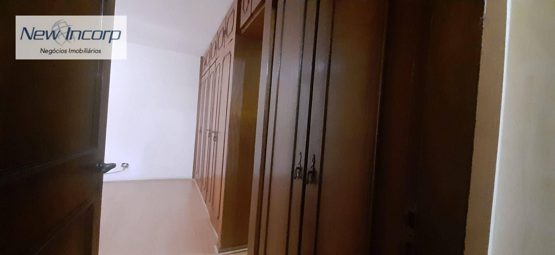 Apartamento à venda com 4 quartos, 210m² - Foto 32