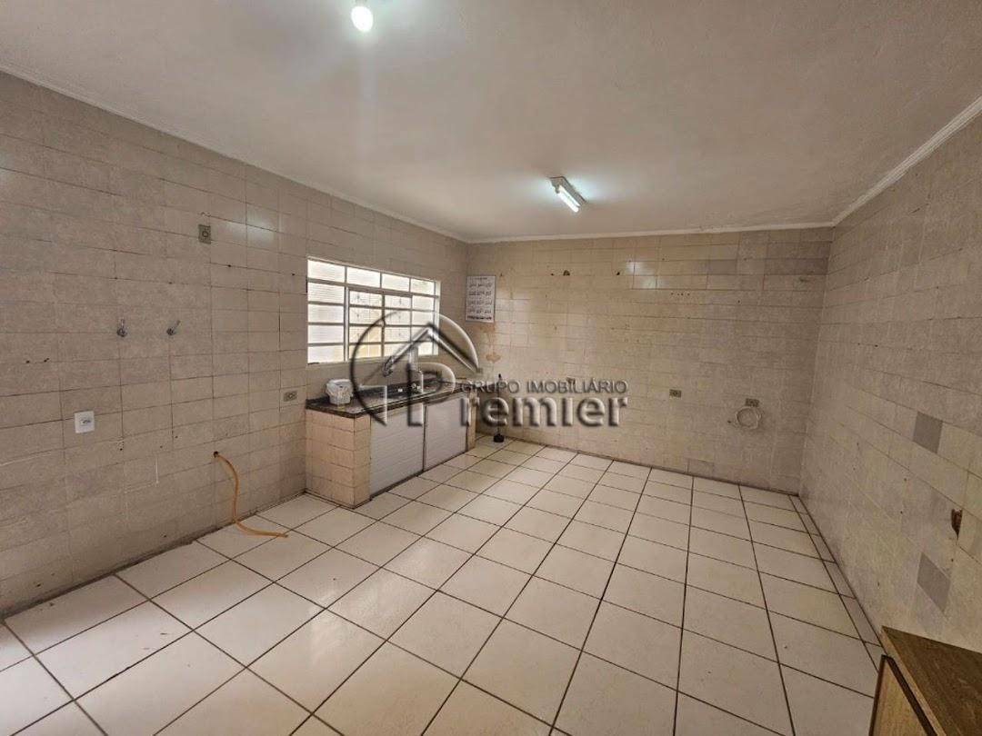 Casa à venda com 3 quartos, 175m² - Foto 16