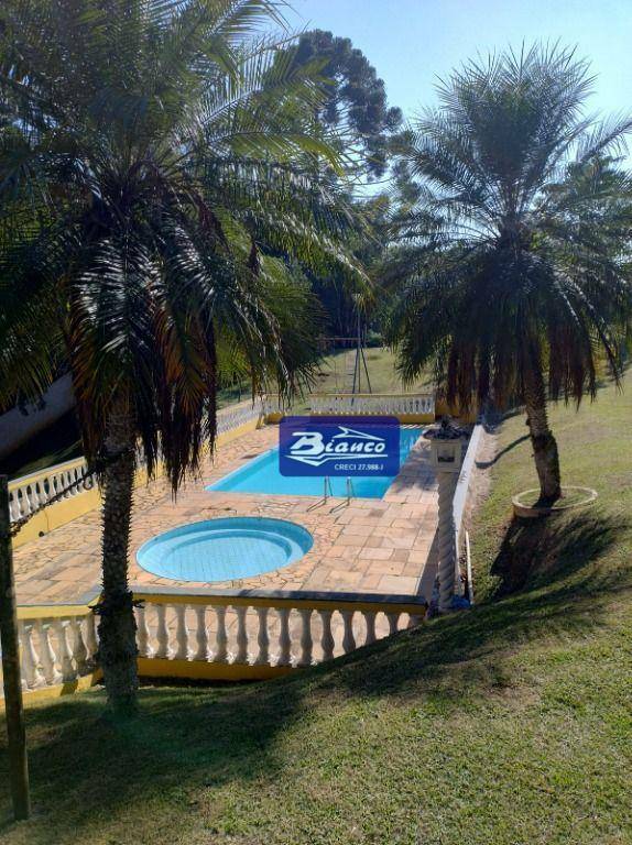Chácara à venda com 8 quartos, 310m² - Foto 1