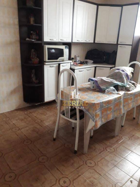 Sobrado à venda com 2 quartos, 176m² - Foto 3