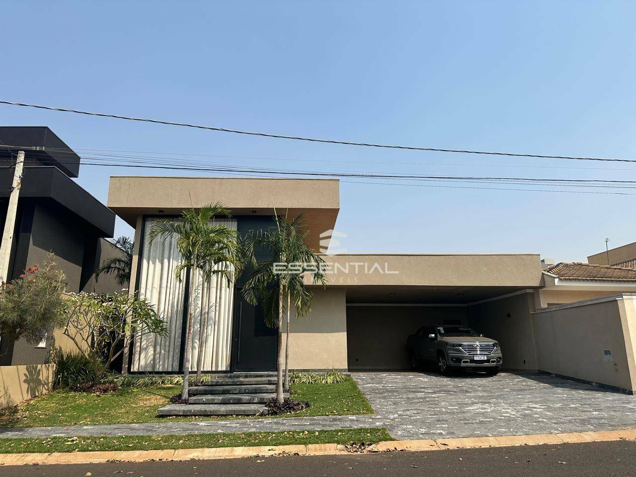 Casa de Condomínio à venda com 3 quartos, 248m² - Foto 1