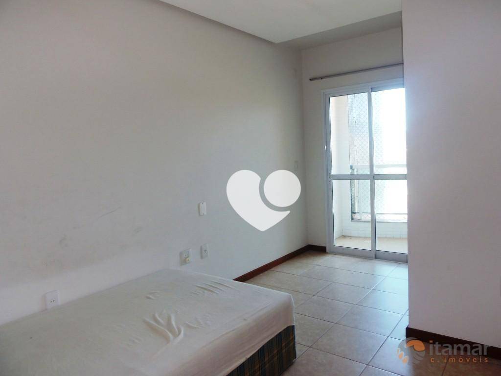 Apartamento à venda com 3 quartos, 110m² - Foto 5