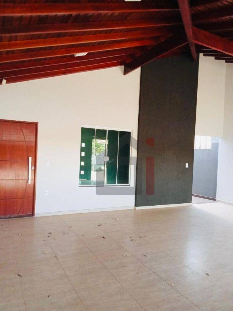 Casa, 3 quartos, 245 m² - Foto 3