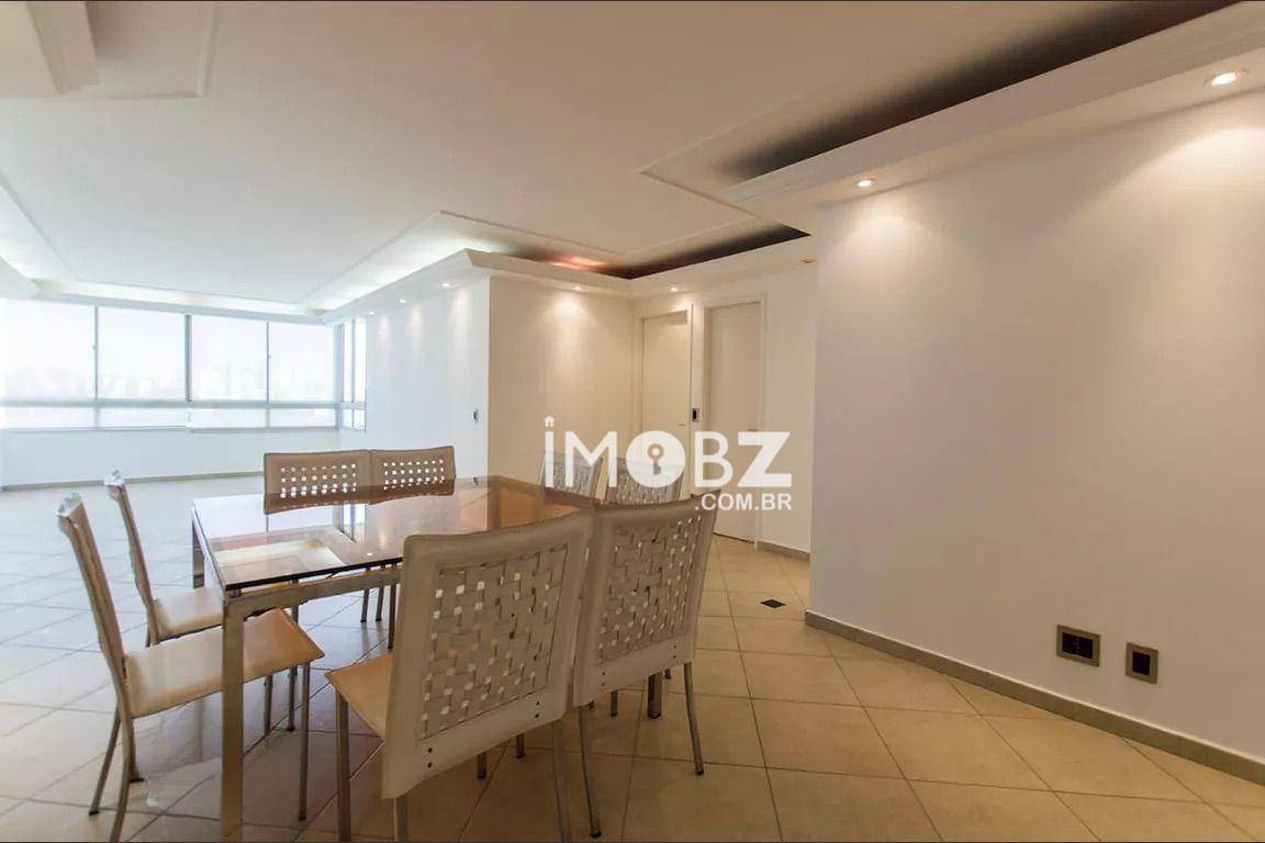 Apartamento à venda com 3 quartos, 180m² - Foto 1