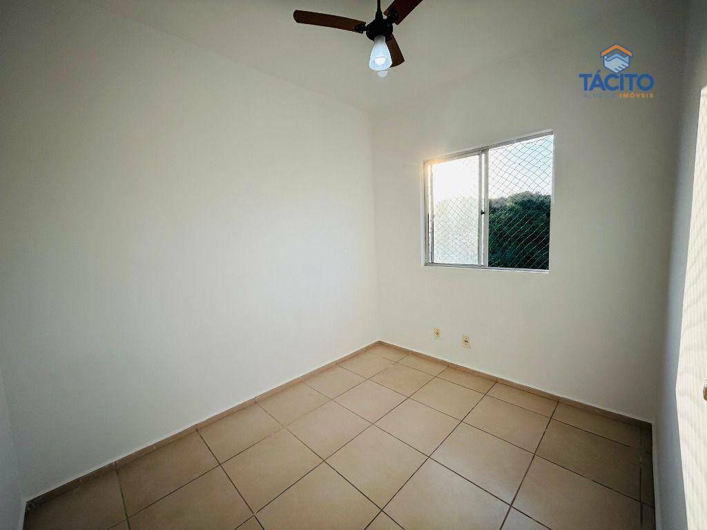 Apartamento à venda com 2 quartos, 44m² - Foto 4