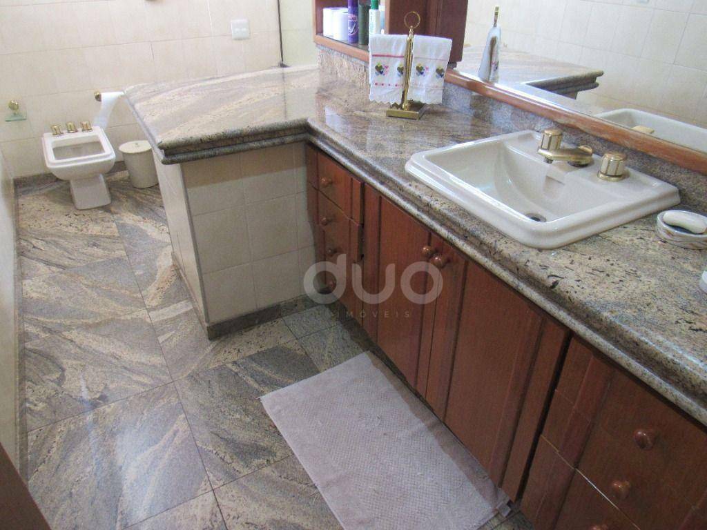 Apartamento à venda com 4 quartos, 242m² - Foto 41