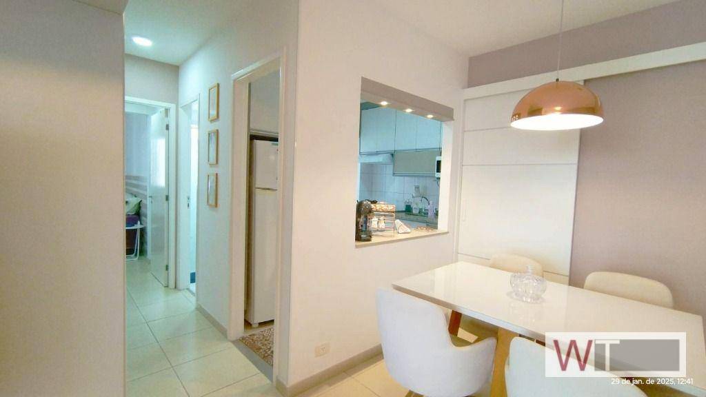 Apartamento à venda com 2 quartos, 56m² - Foto 4