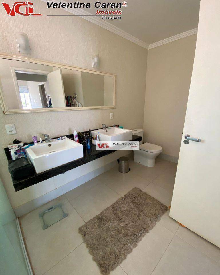 Chácara à venda com 4 quartos, 455m² - Foto 31