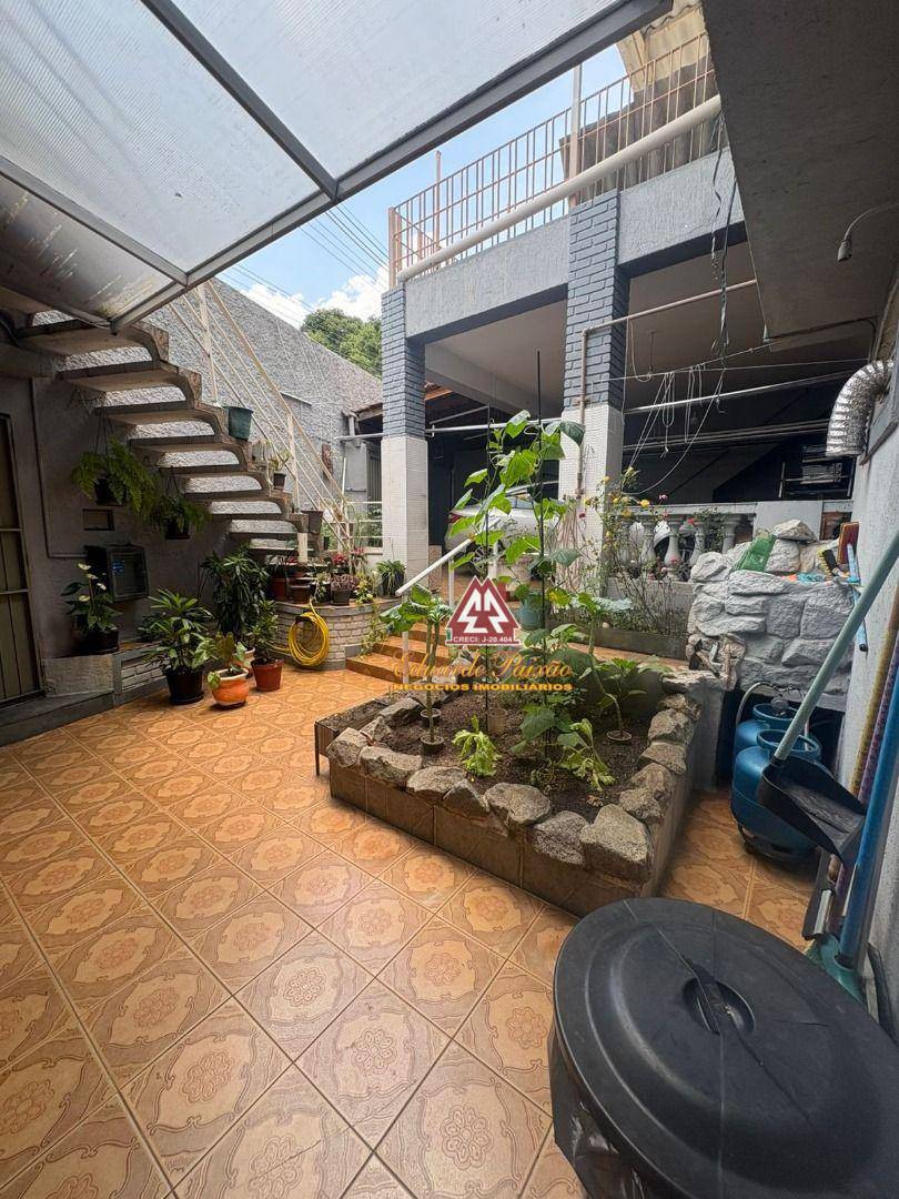 Sobrado, 2 quartos, 180 m² - Foto 4