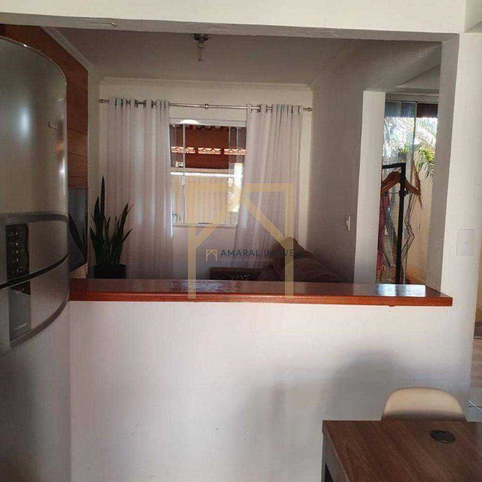 Casa à venda com 2 quartos, 210m² - Foto 17