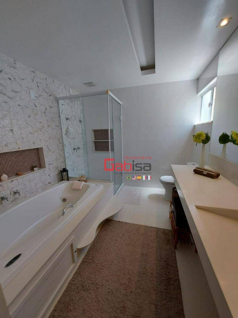 Casa à venda com 3 quartos, 250m² - Foto 8