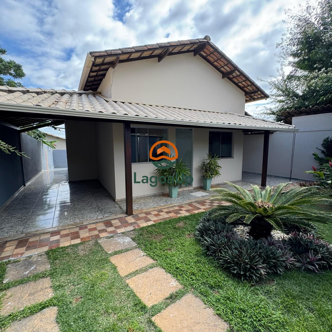 Casa à venda com 3 quartos, 95m² - Foto 2