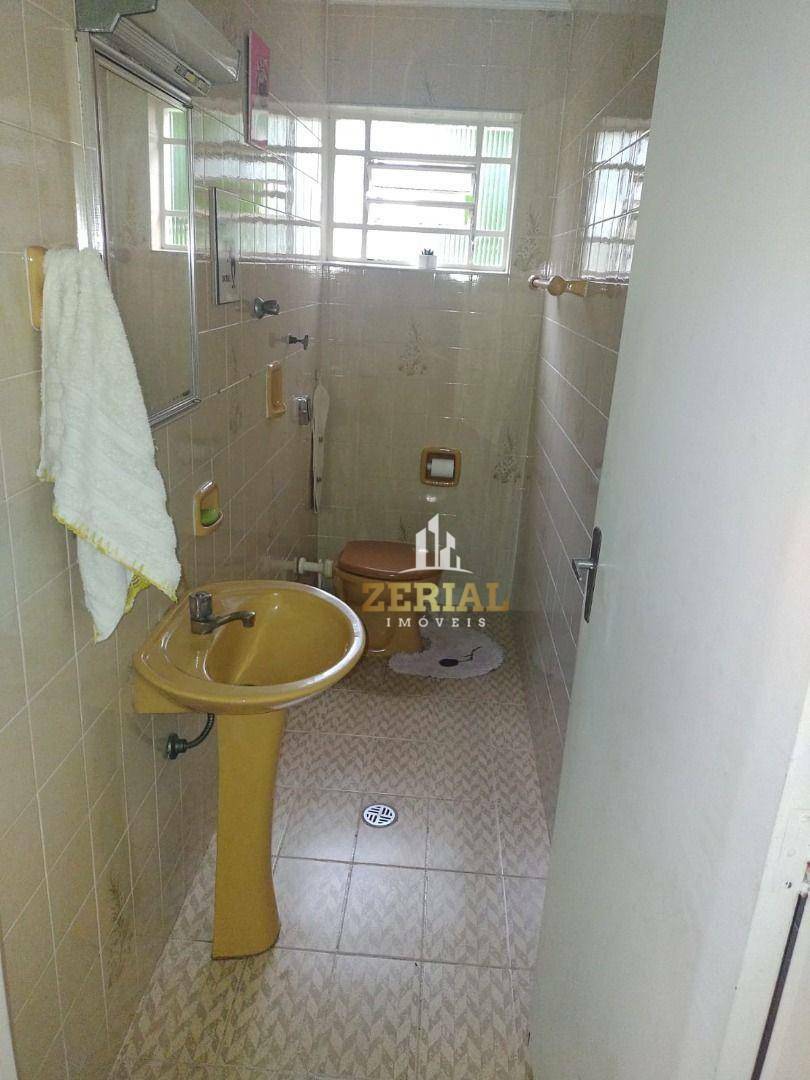 Sobrado à venda com 3 quartos, 250m² - Foto 14