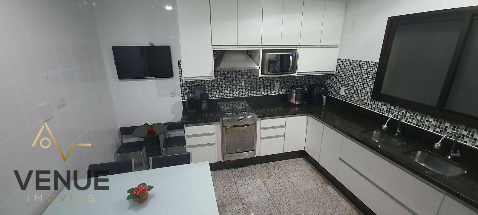 Sobrado à venda com 3 quartos, 197m² - Foto 2