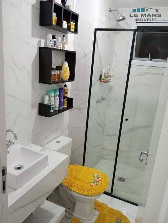 Apartamento à venda com 2 quartos, 55m² - Foto 2