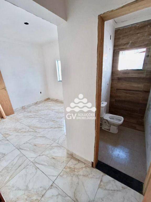 Casa à venda com 3 quartos, 88m² - Foto 11