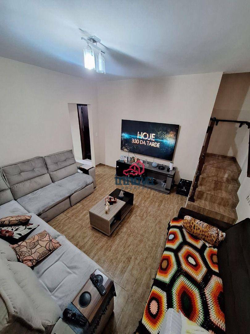 Sobrado à venda com 3 quartos, 220M2 - Foto 1