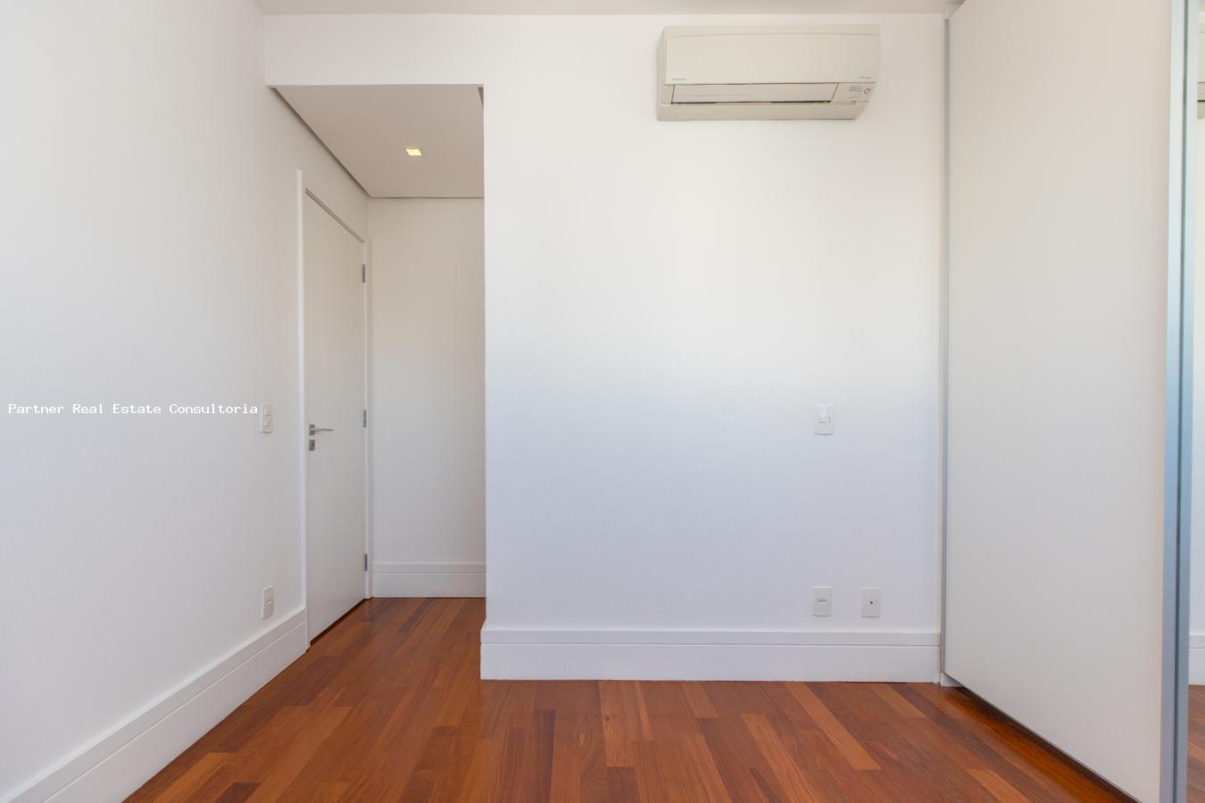 Apartamento à venda com 3 quartos, 157m² - Foto 26