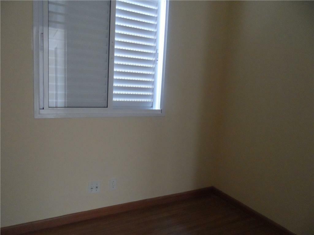 Apartamento para alugar com 2 quartos, 60m² - Foto 14