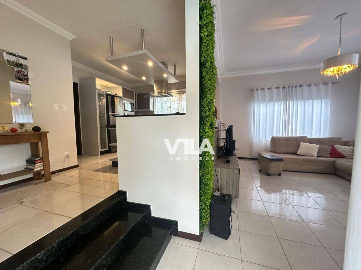 Casa à venda com 2 quartos, 100m² - Foto 13