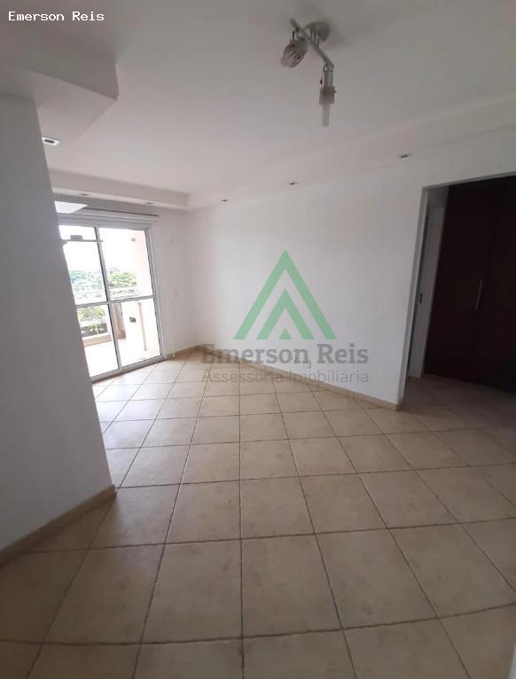 Apartamento à venda com 3 quartos, 72m² - Foto 3