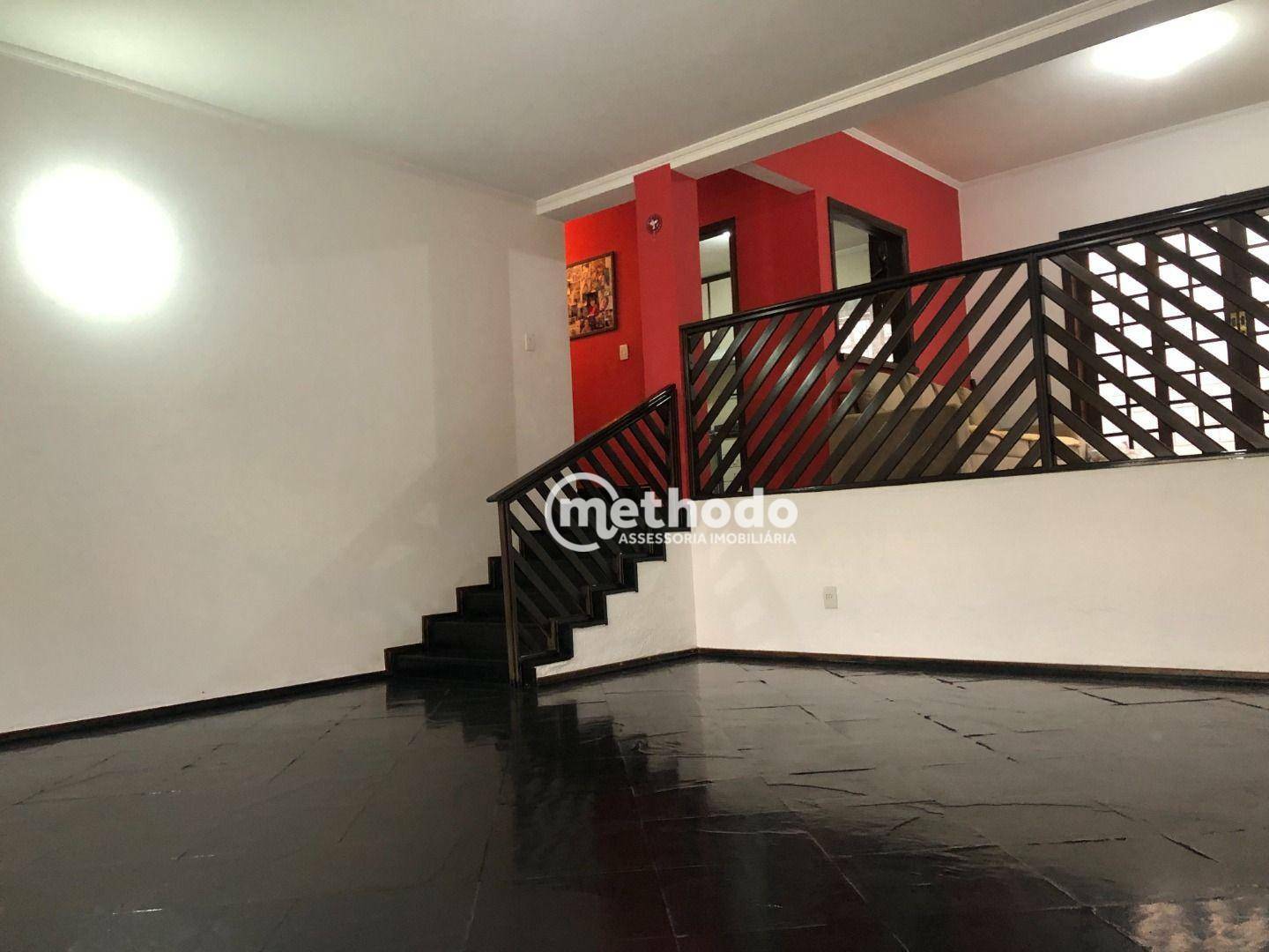 Casa à venda com 3 quartos, 259m² - Foto 3