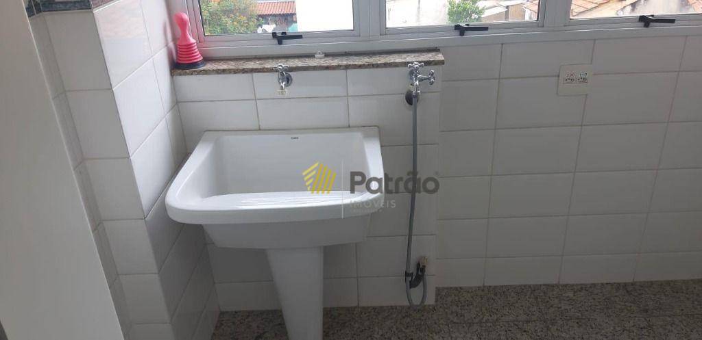 Apartamento à venda com 3 quartos, 130m² - Foto 29